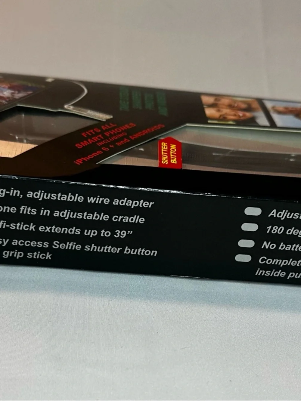 Smartphone Selfie Stick with Shutter Button - Black.